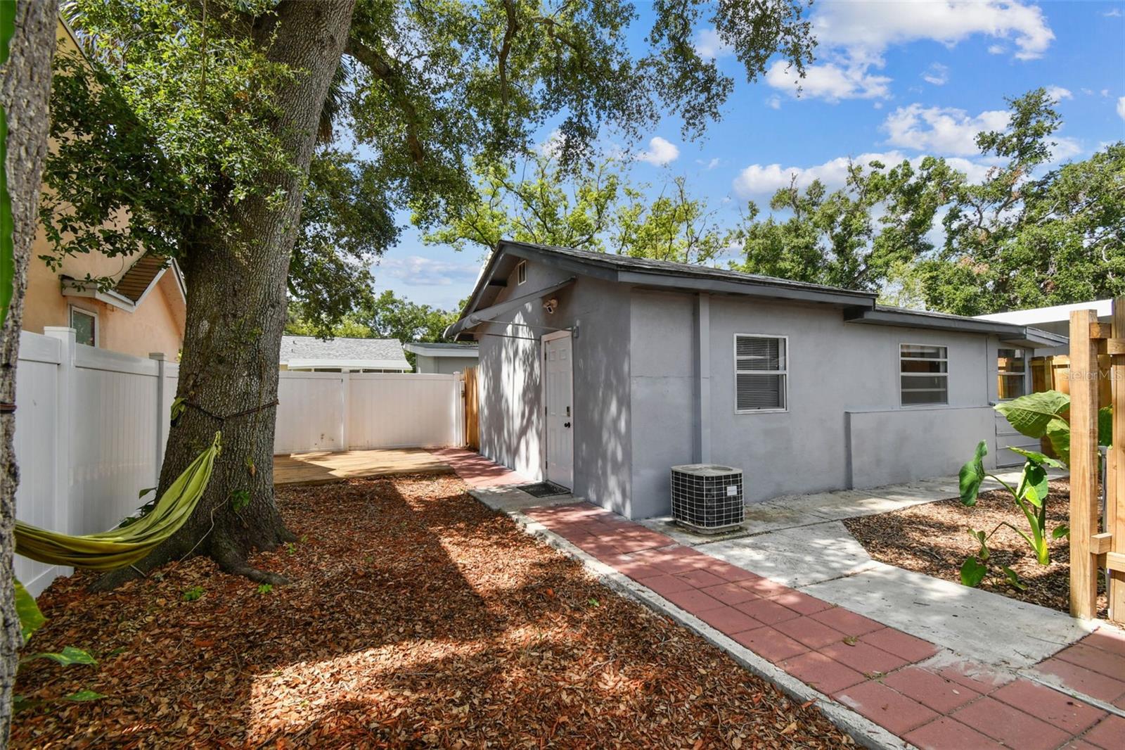 RIVERSIDE ESTATES CORR - Residential