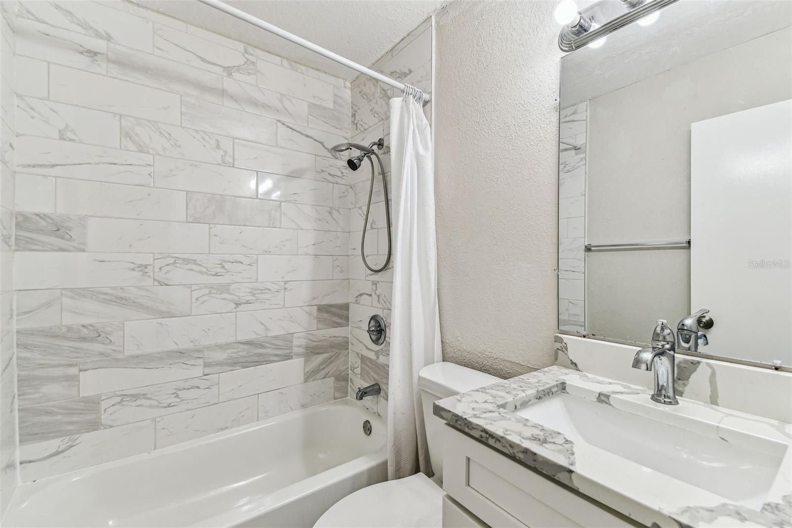 RIVERSIDE ESTATES CORR - Residential