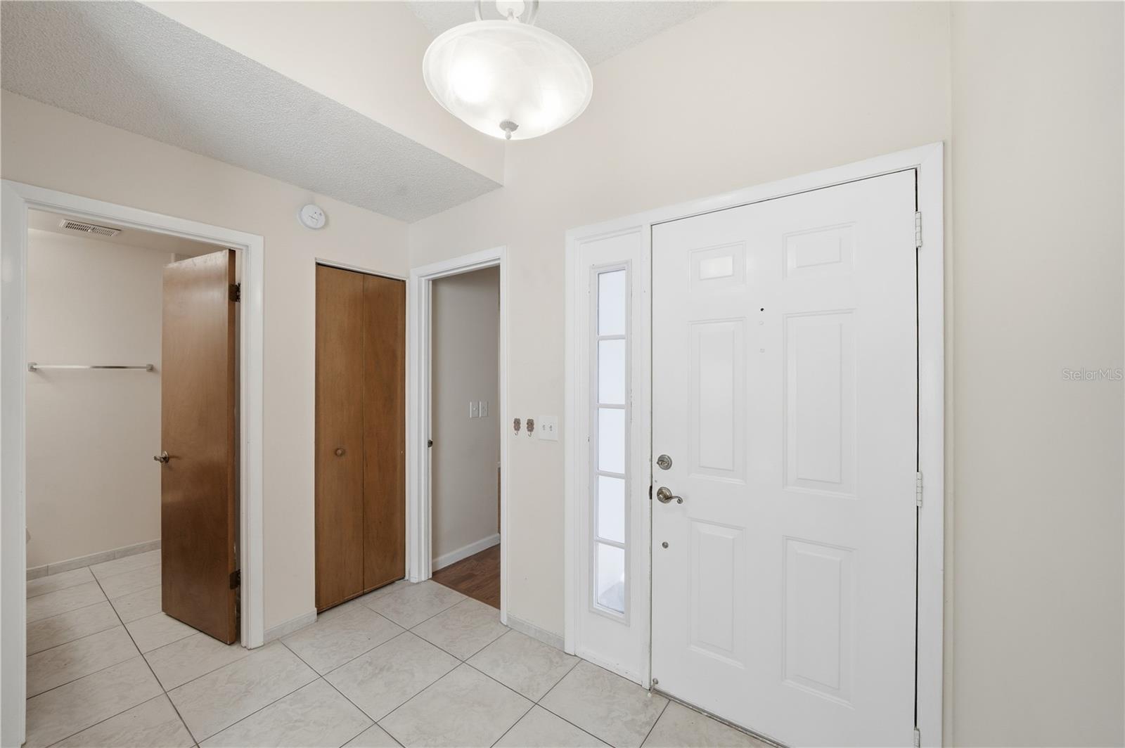 BRYN MAWR - Residential