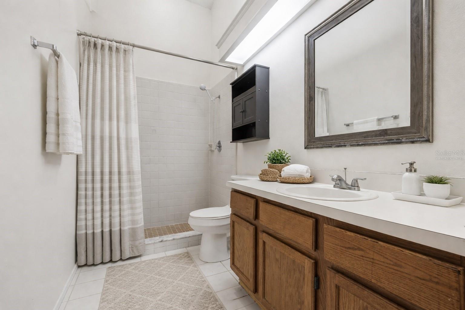 BRYN MAWR - Residential