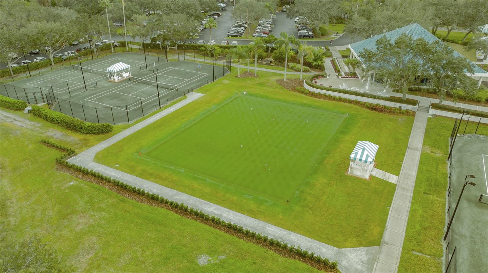 UNIVERSITY PARK COUNTRY CLUB - Residential