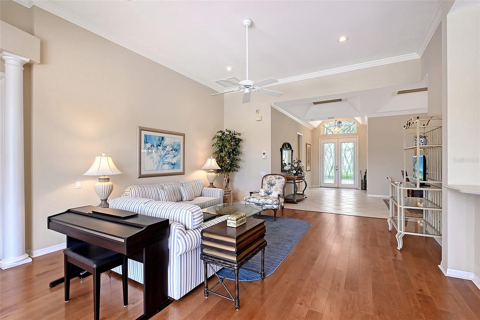 UNIVERSITY PARK COUNTRY CLUB - Residential