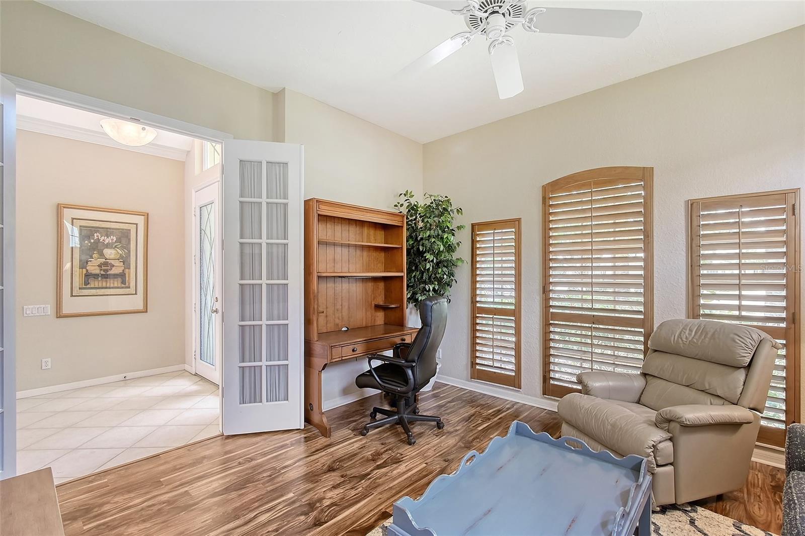 UNIVERSITY PARK COUNTRY CLUB - Residential