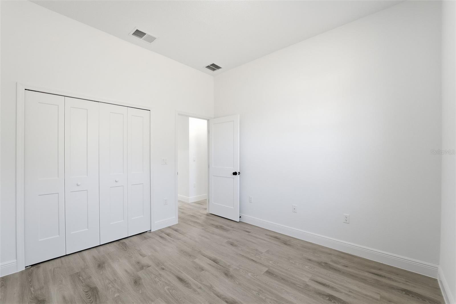 MARION OAKS UN 04 - Residential