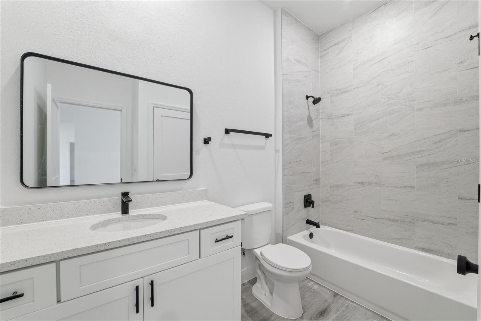 MARION OAKS UN 04 - Residential