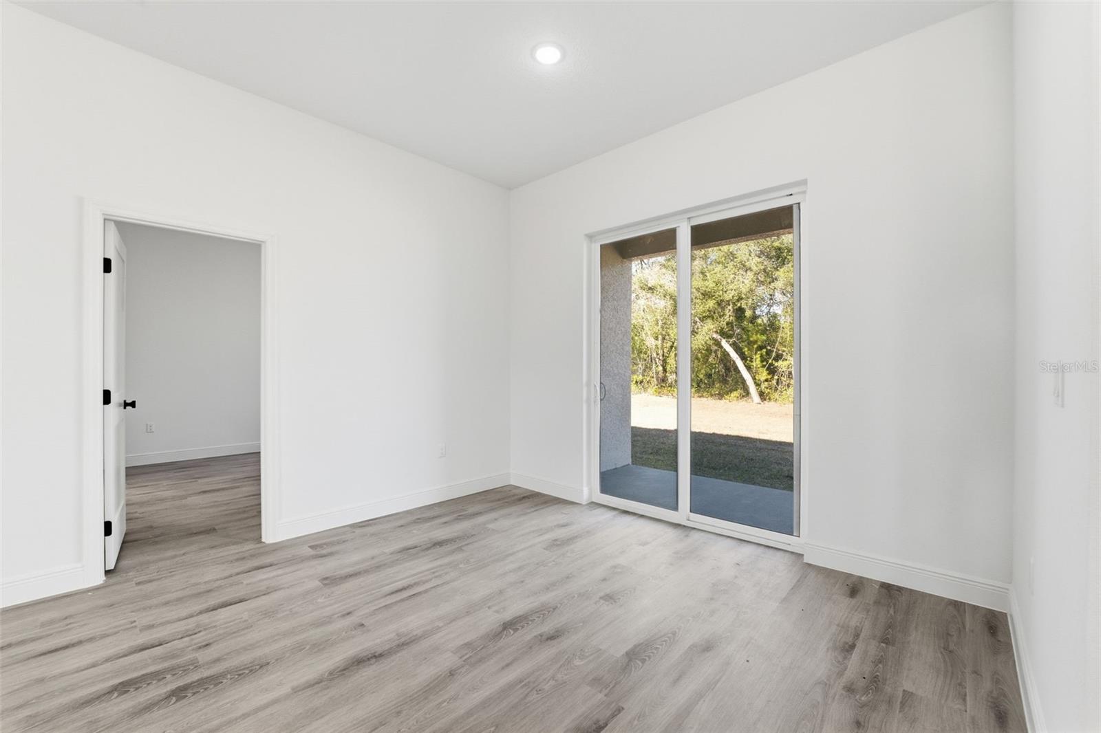 MARION OAKS UN 04 - Residential