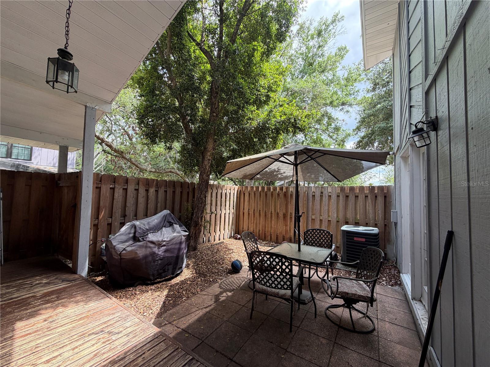 CARMEL OAKS CONDO PH 01 - Residential