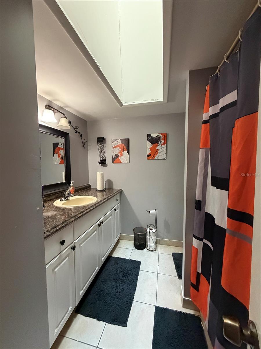 CARMEL OAKS CONDO PH 01 - Residential
