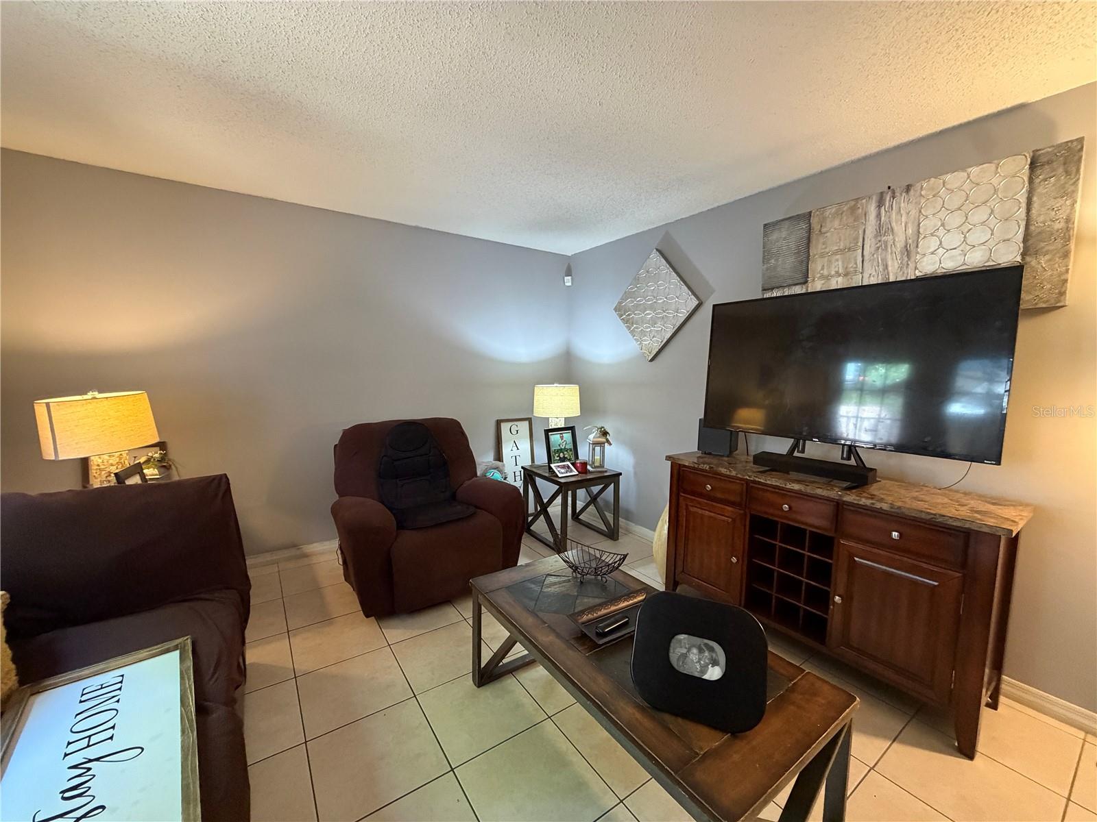 CARMEL OAKS CONDO PH 01 - Residential