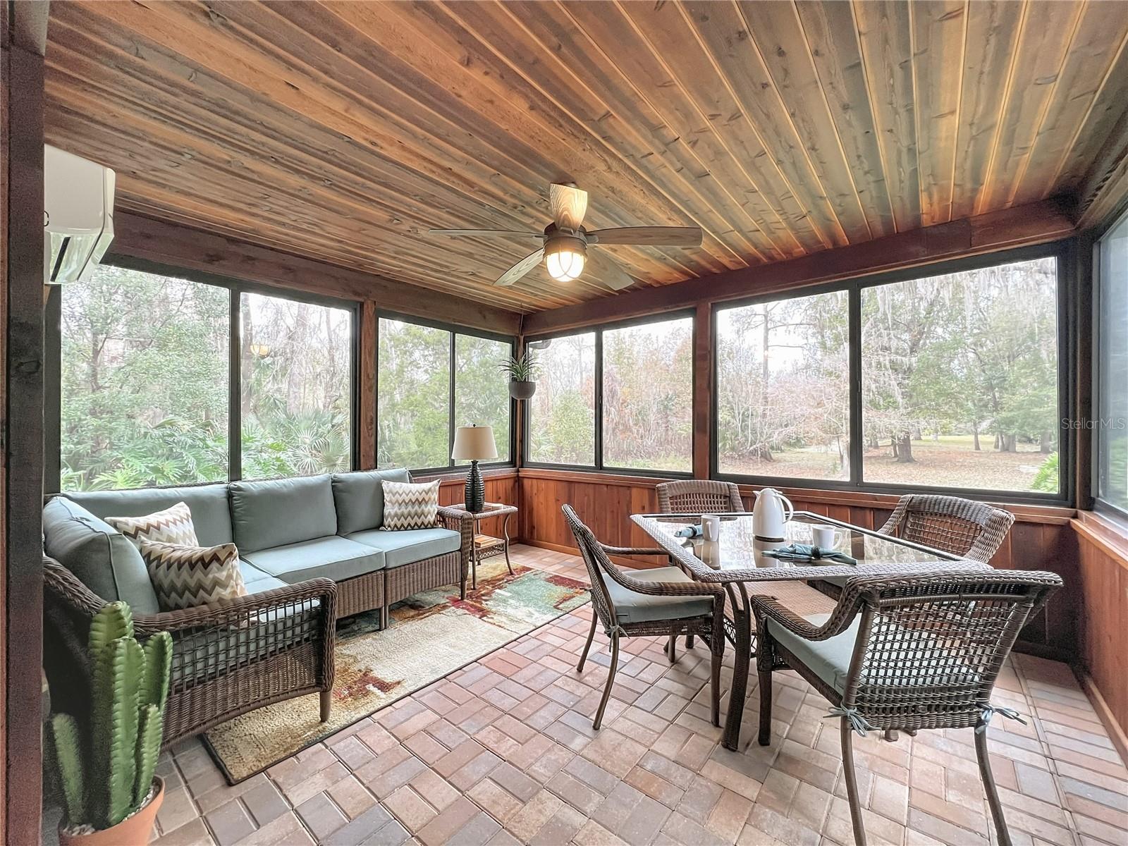 WEKIVA CAMP SITES REPLAT - Residential