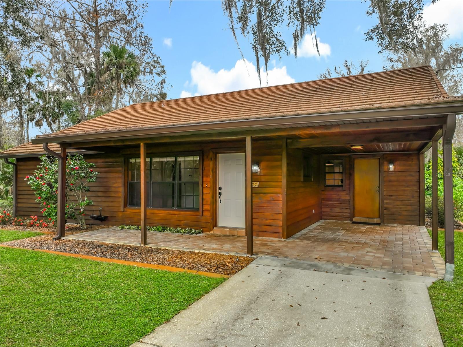 WEKIVA CAMP SITES REPLAT - Residential