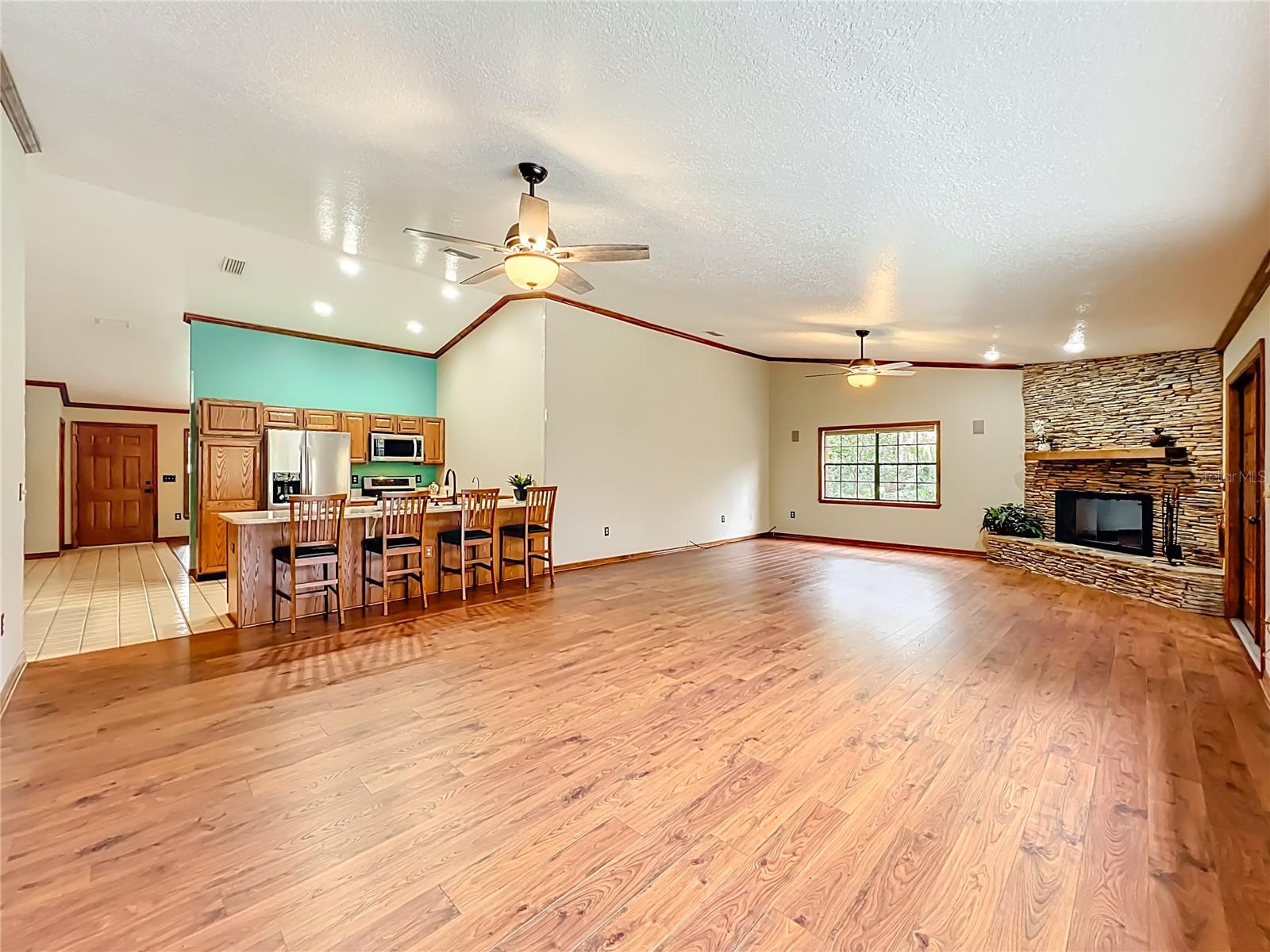 WEKIVA CAMP SITES REPLAT - Residential