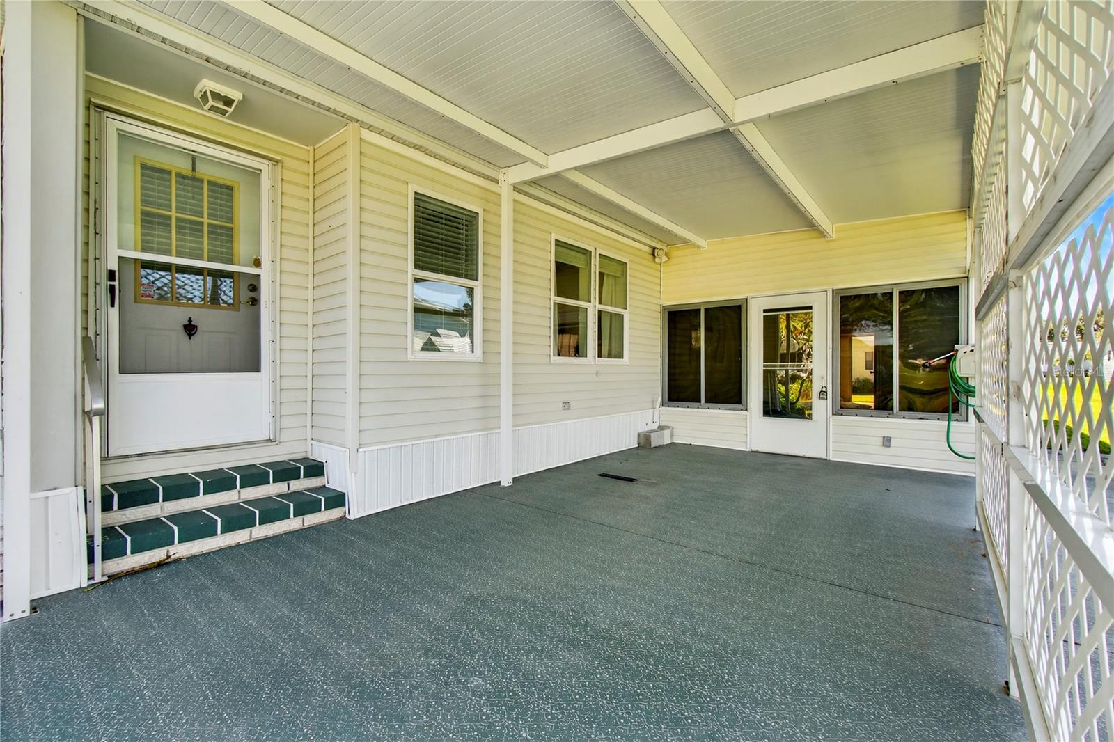 GARDEN GROVE OAKS - Residential