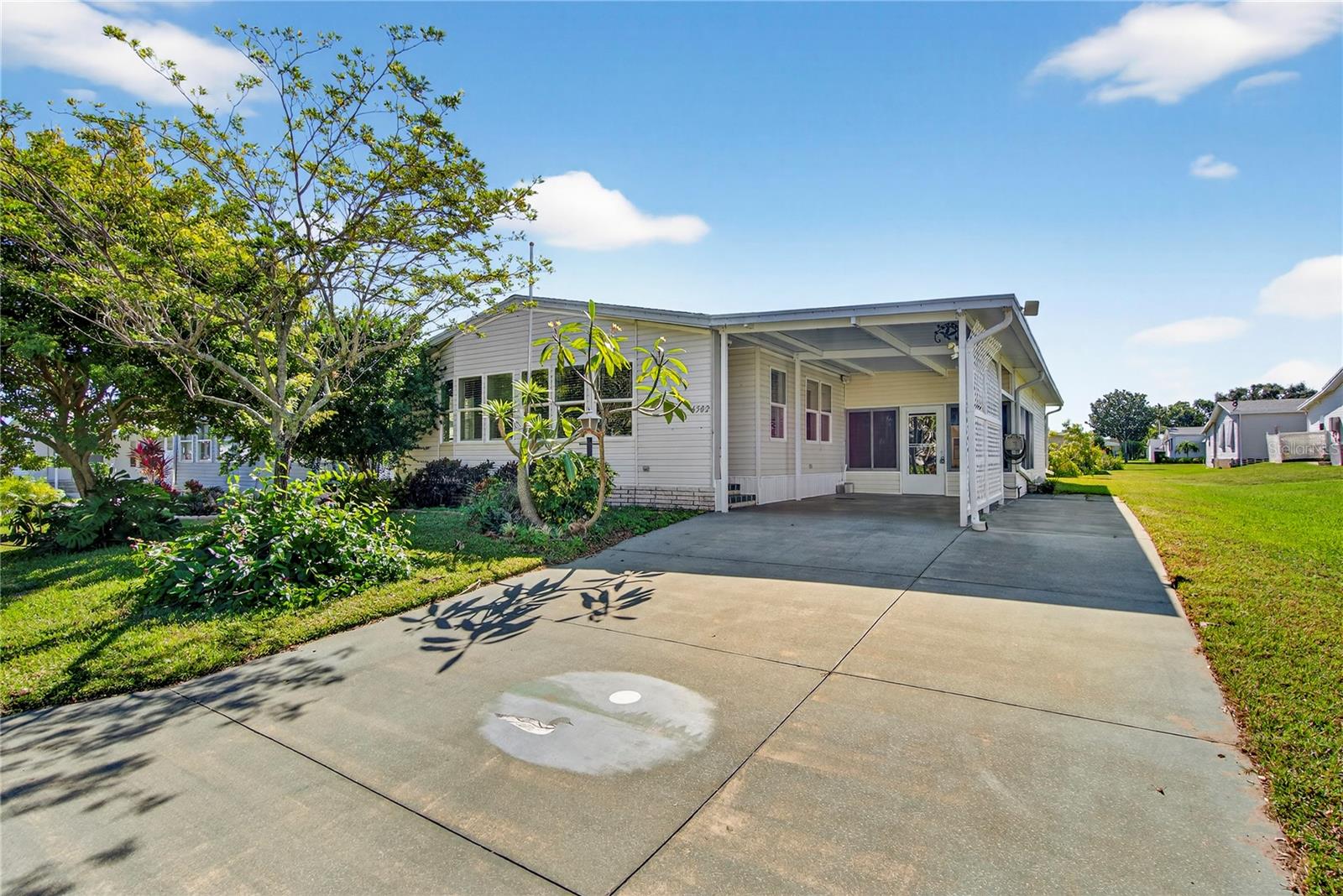 GARDEN GROVE OAKS - Residential