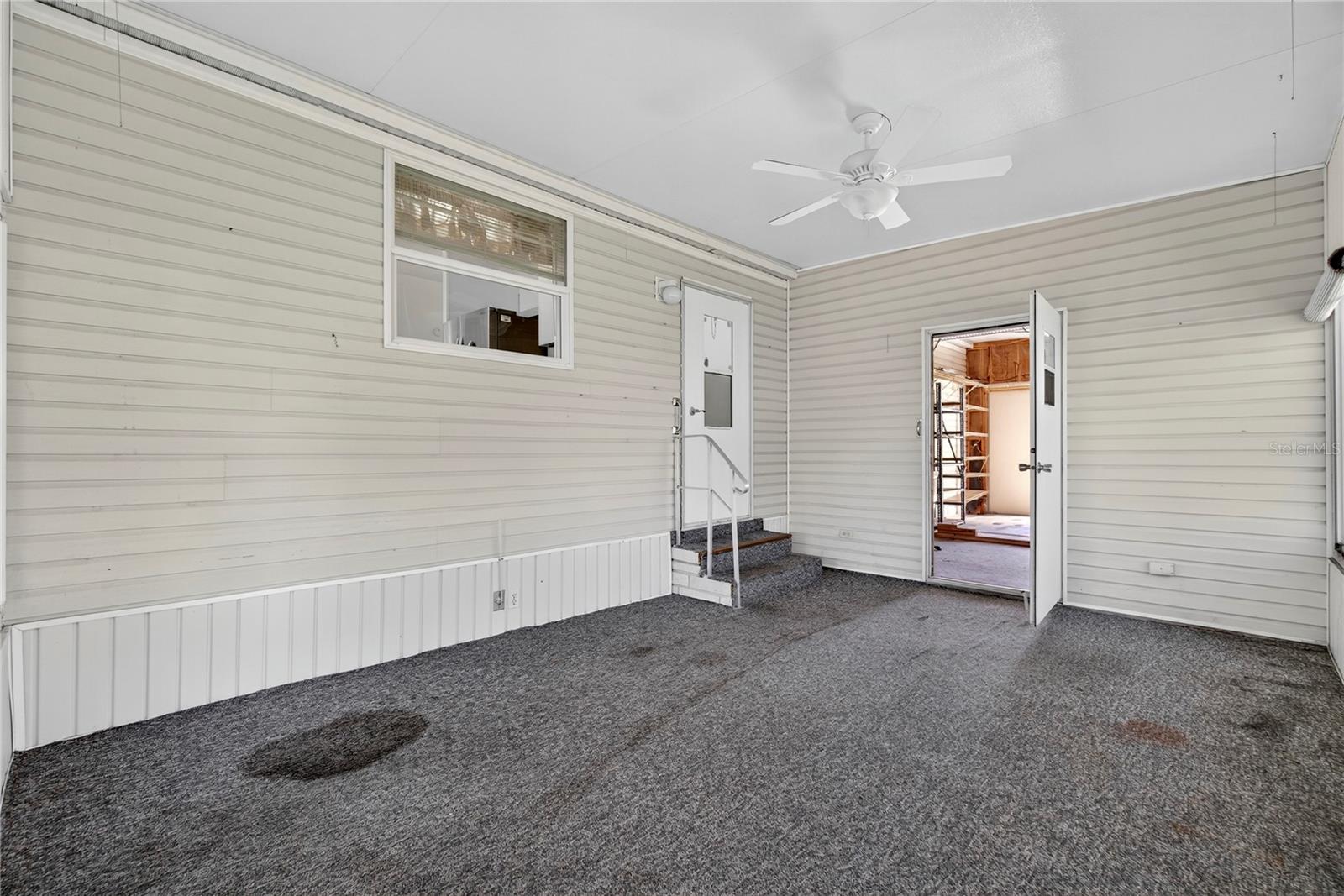 GARDEN GROVE OAKS - Residential