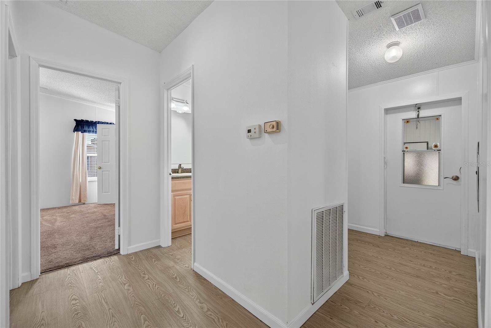 GARDEN GROVE OAKS - Residential