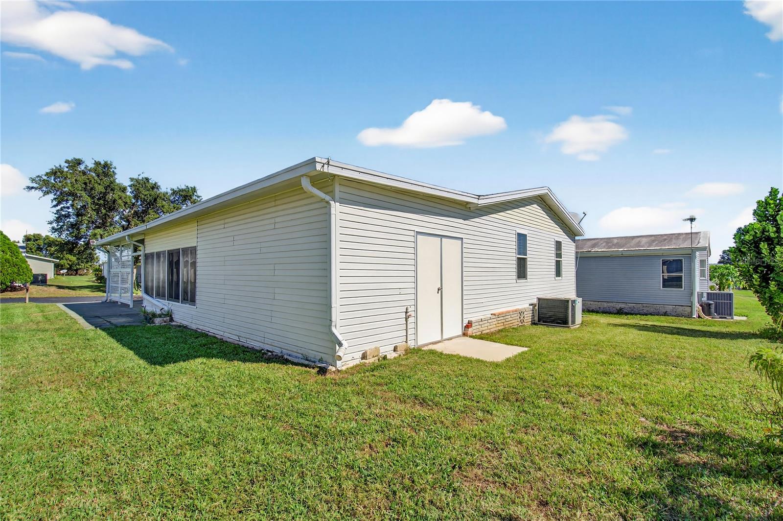 GARDEN GROVE OAKS - Residential