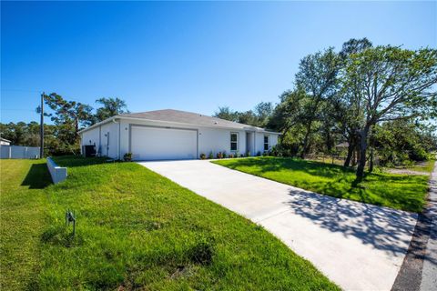 A home in PORT CHARLOTTE