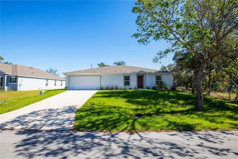 A home in PORT CHARLOTTE