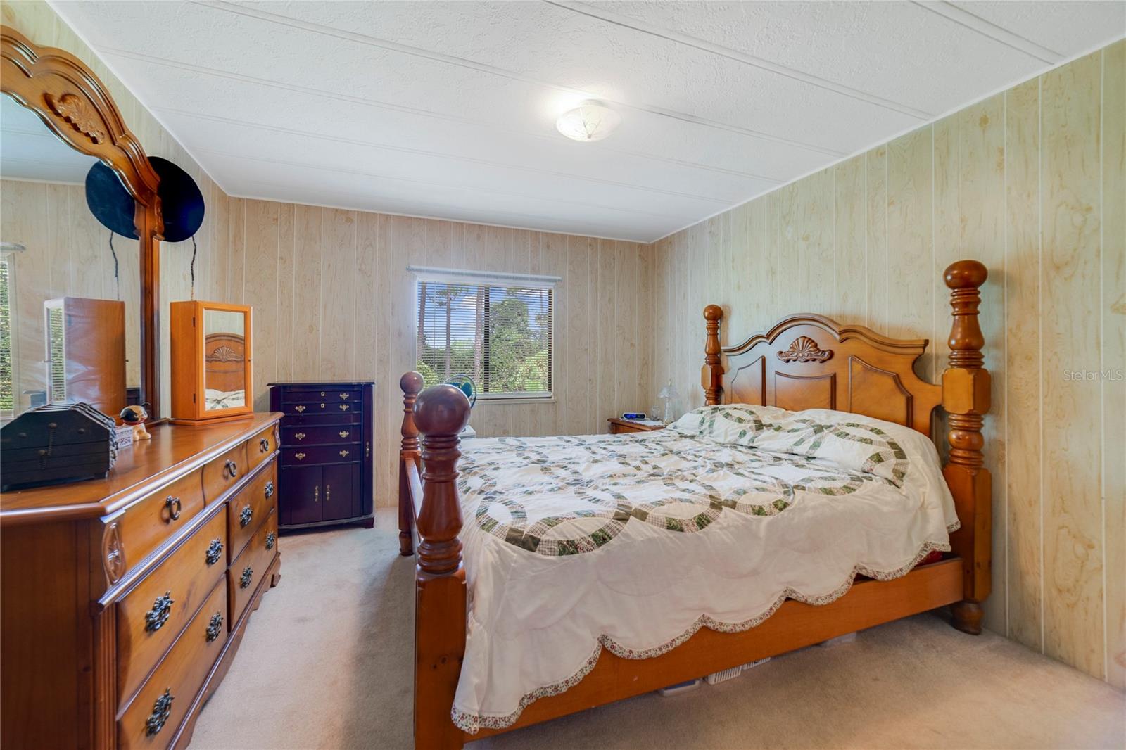 FRST HILLS - Residential