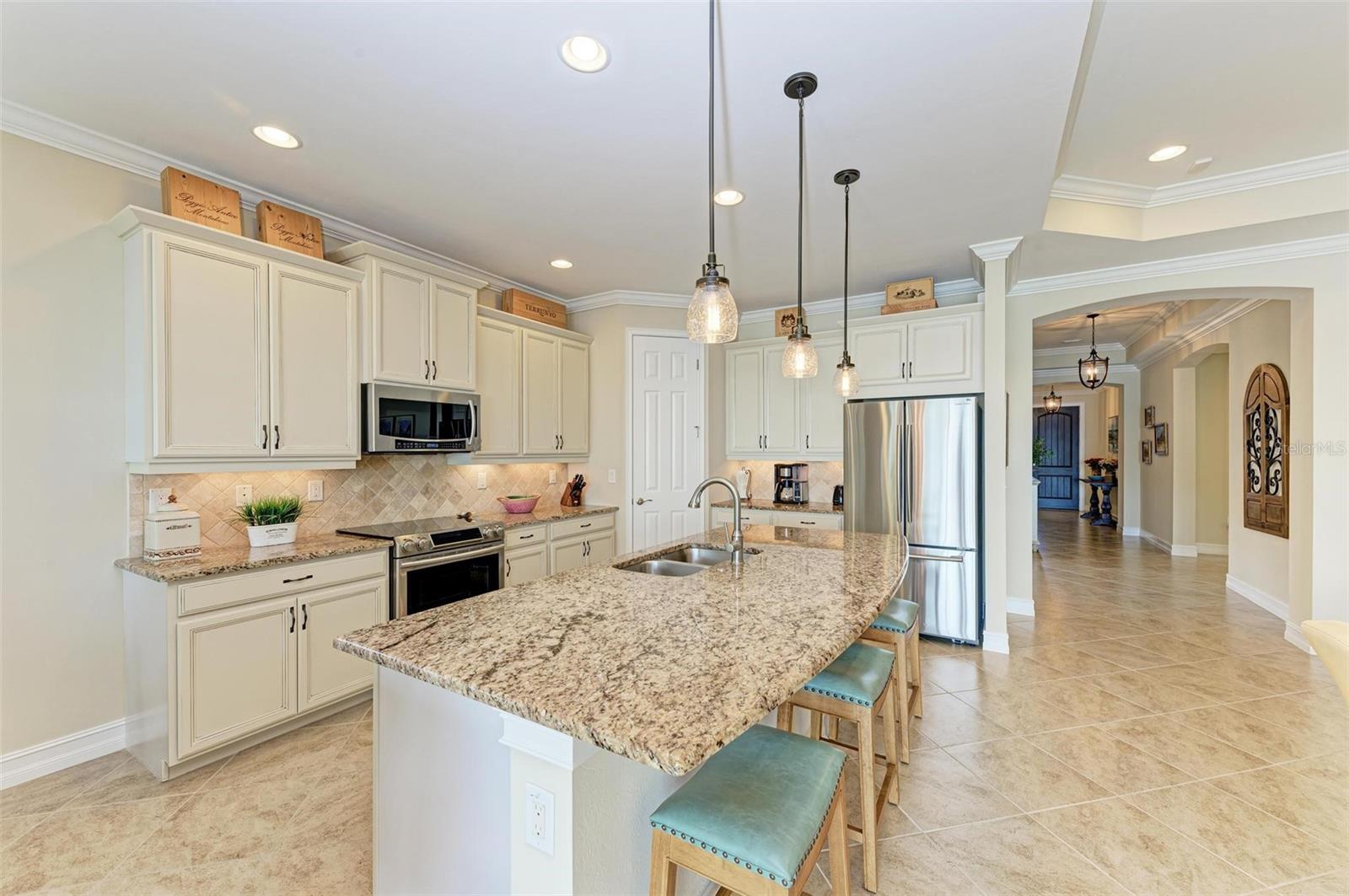 TOSCANA ISLES - Residential