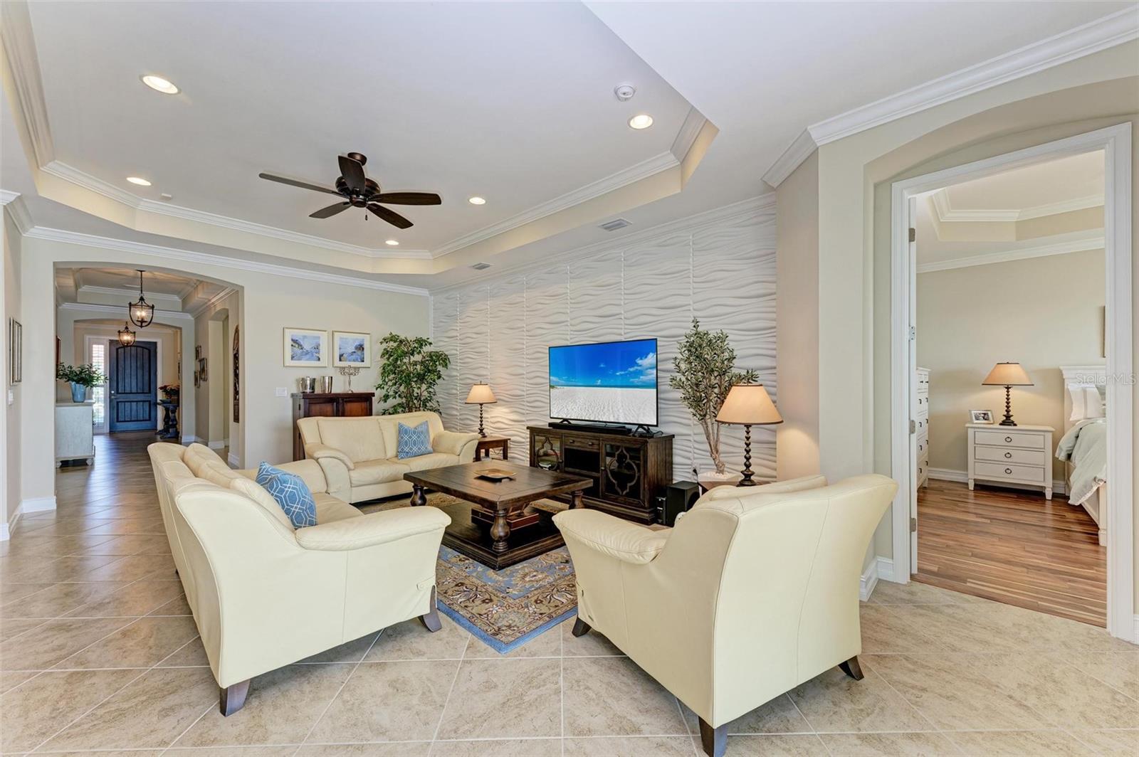 TOSCANA ISLES - Residential