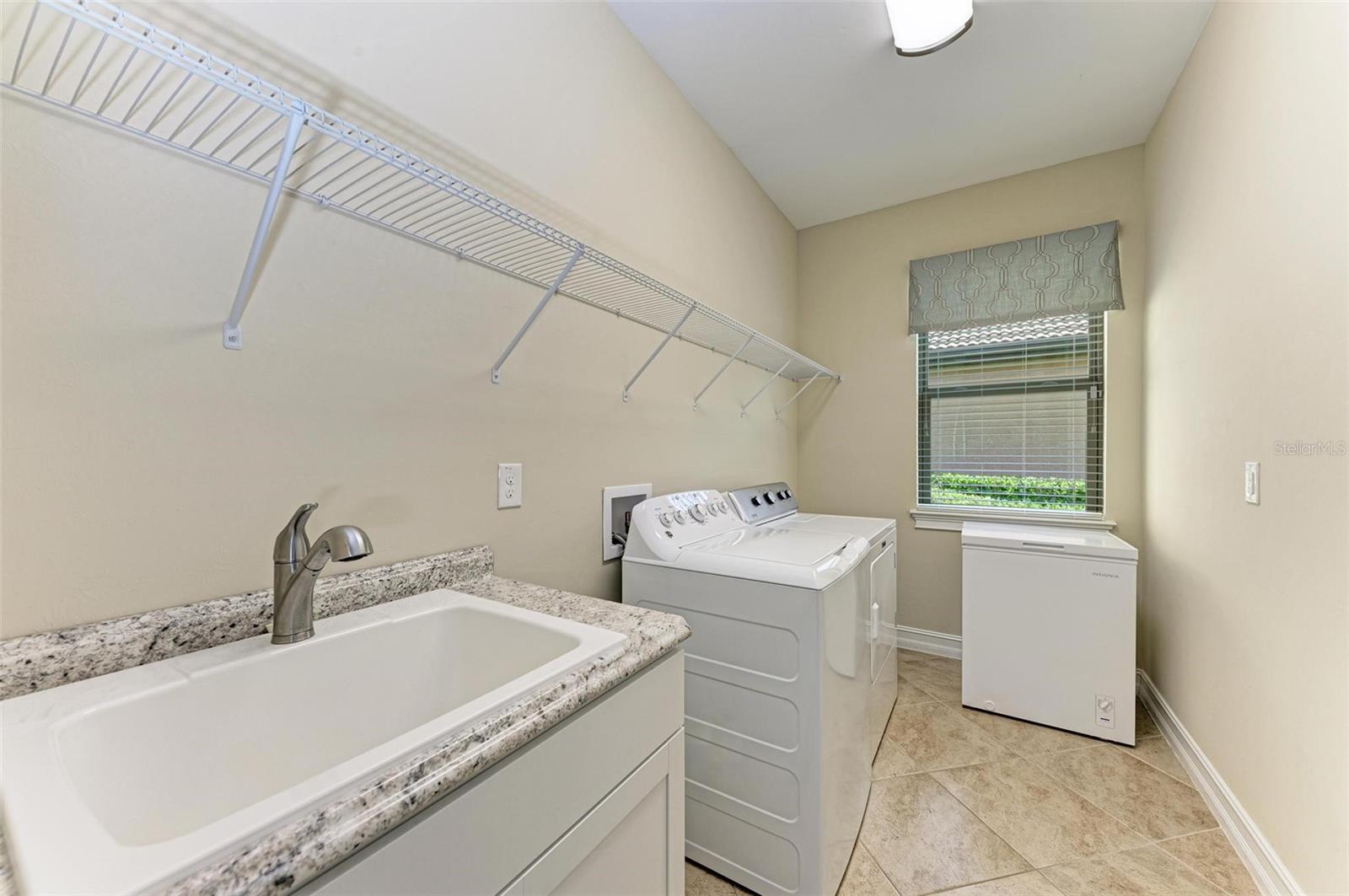 TOSCANA ISLES - Residential