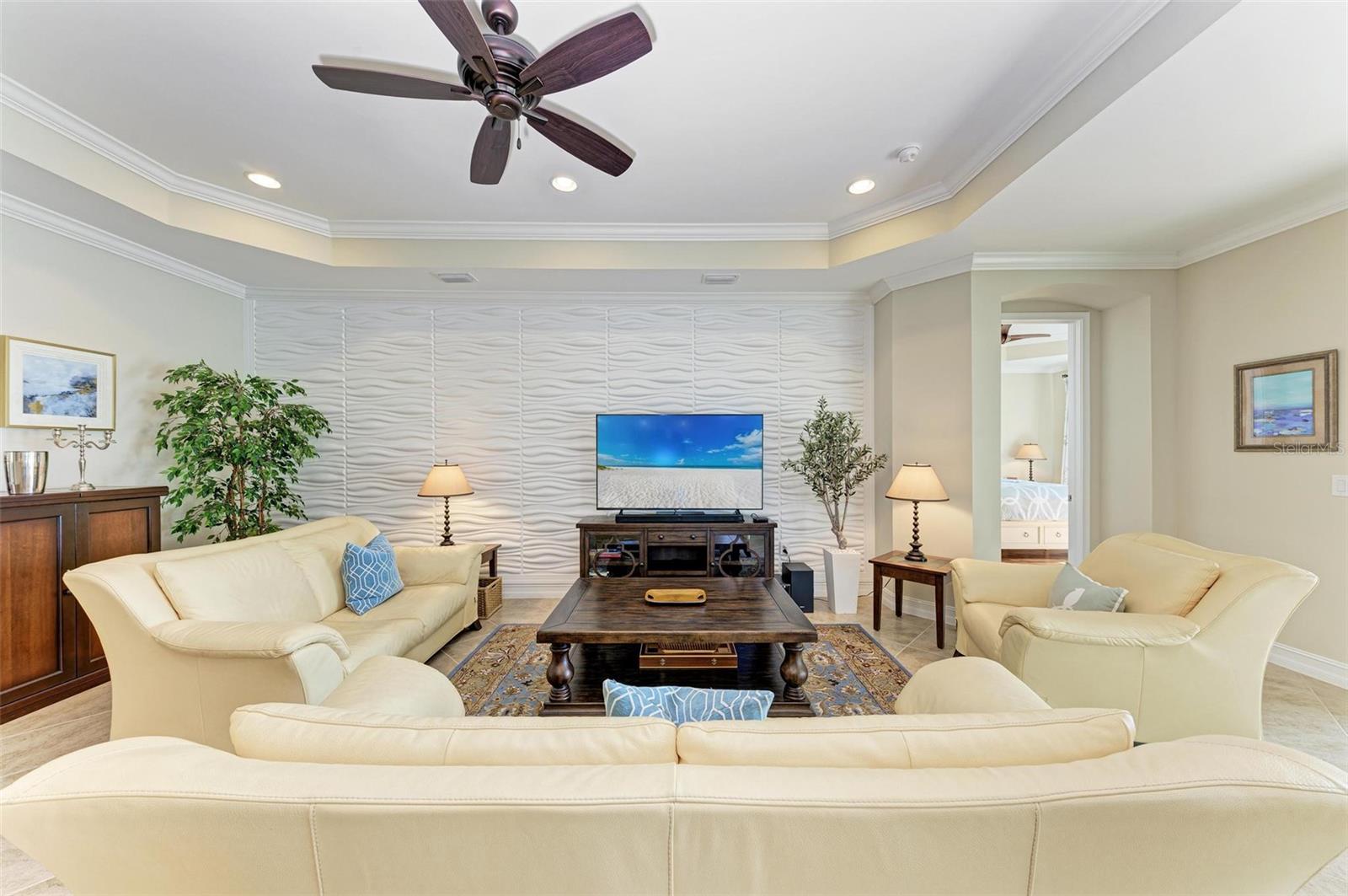 TOSCANA ISLES - Residential