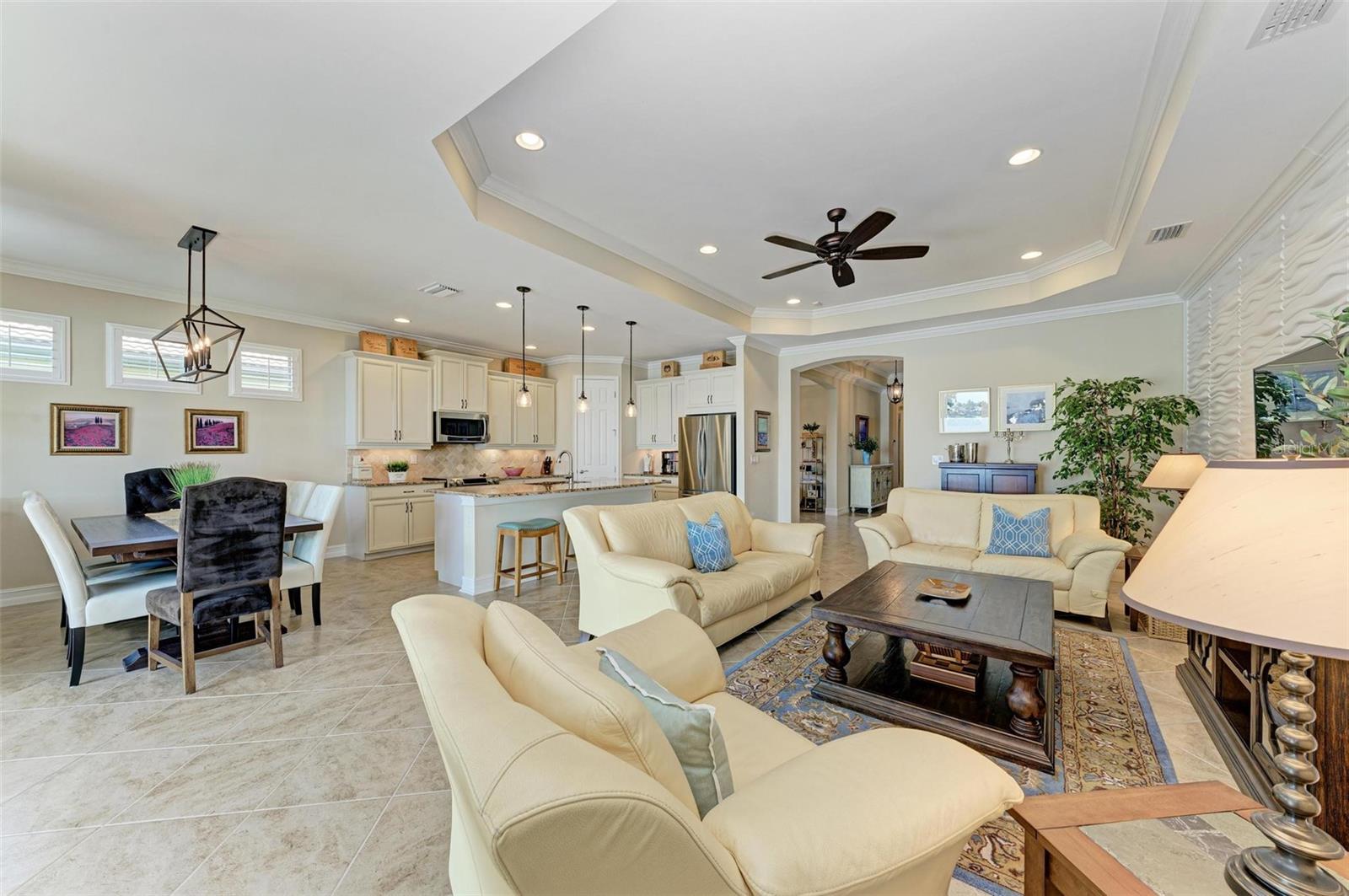 TOSCANA ISLES - Residential