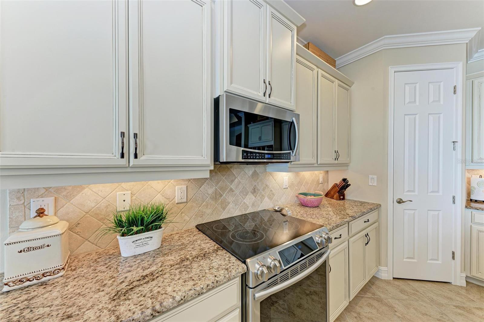 TOSCANA ISLES - Residential