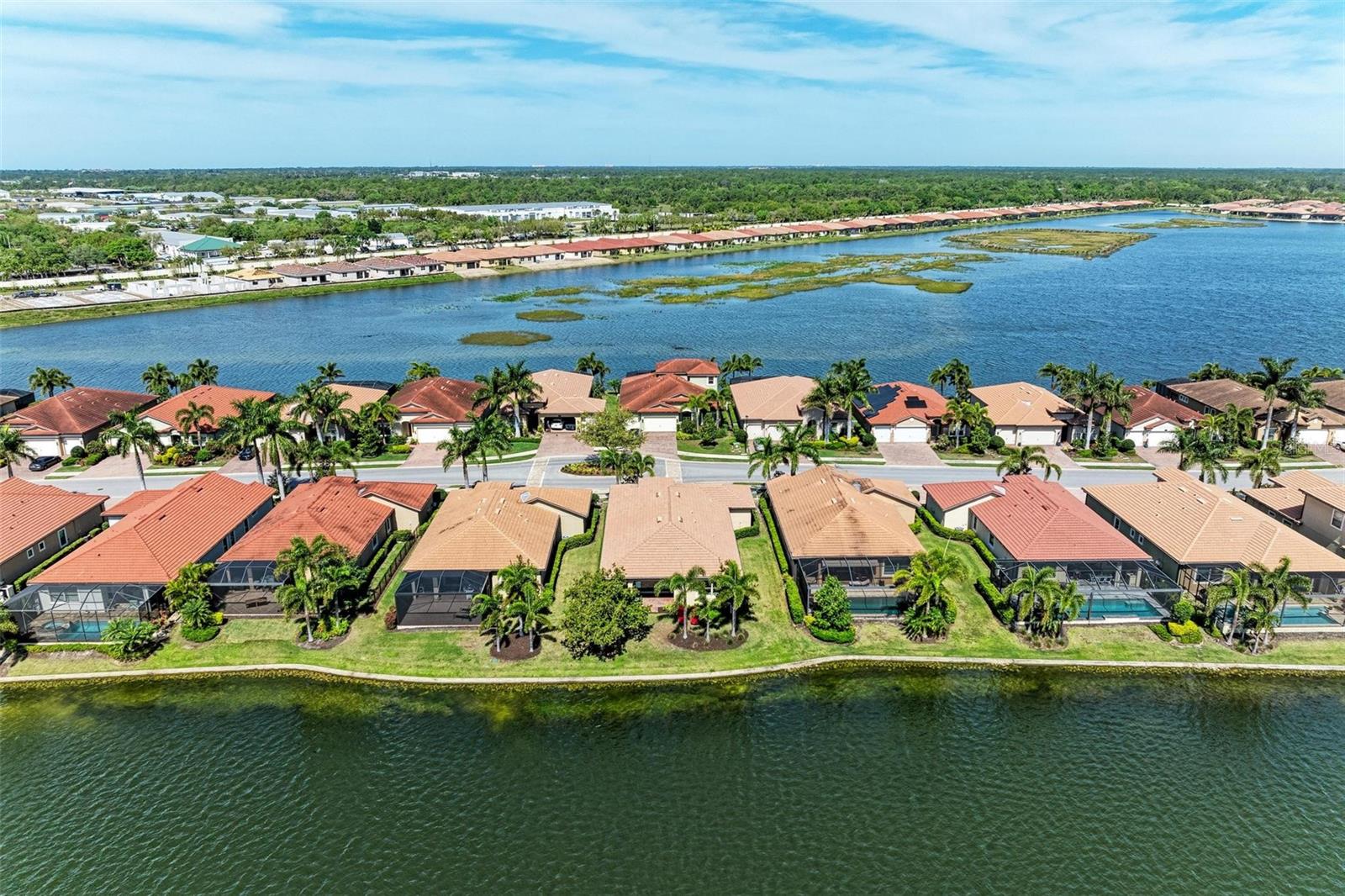 TOSCANA ISLES - Residential
