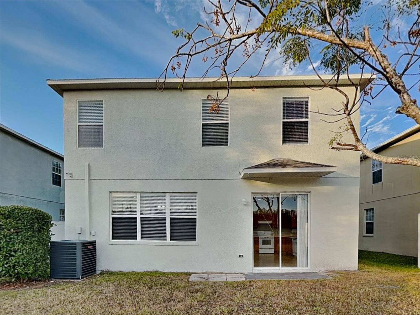 TIERRA DEL SOL PH 01 - Residential Lease