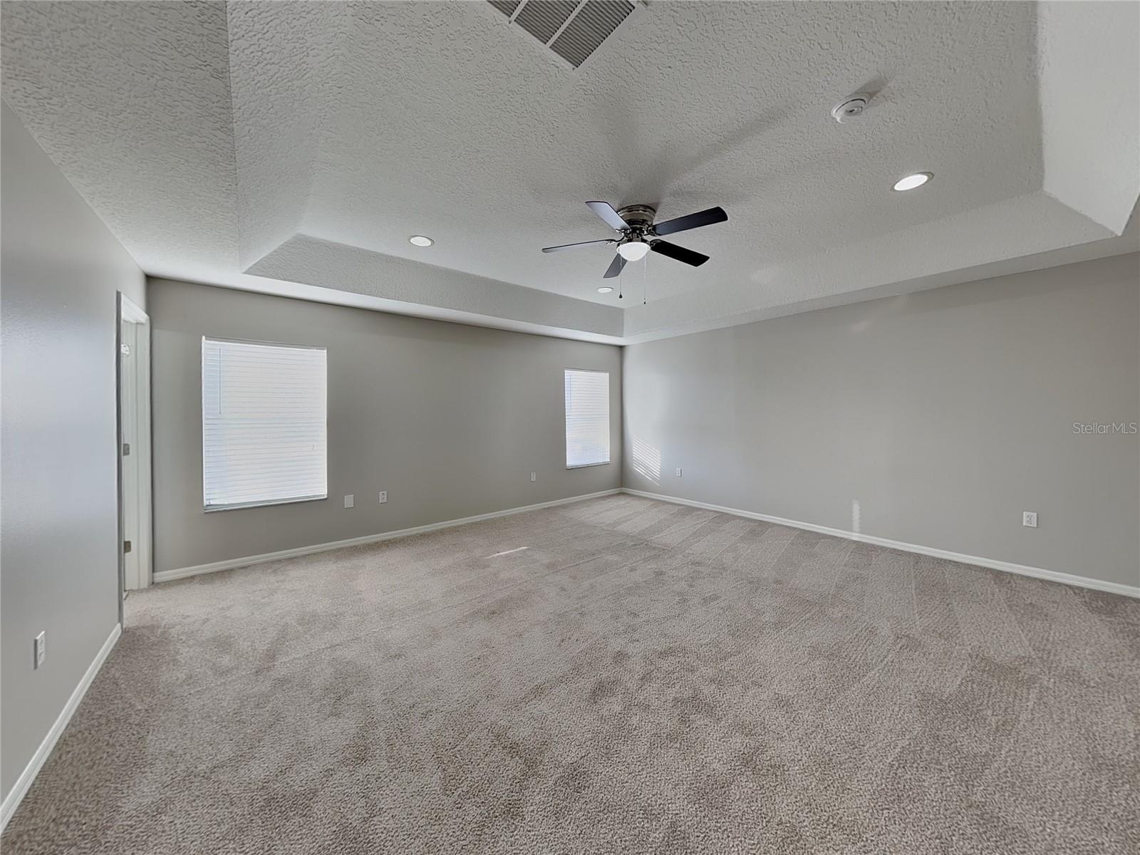 TIERRA DEL SOL PH 01 - Residential Lease