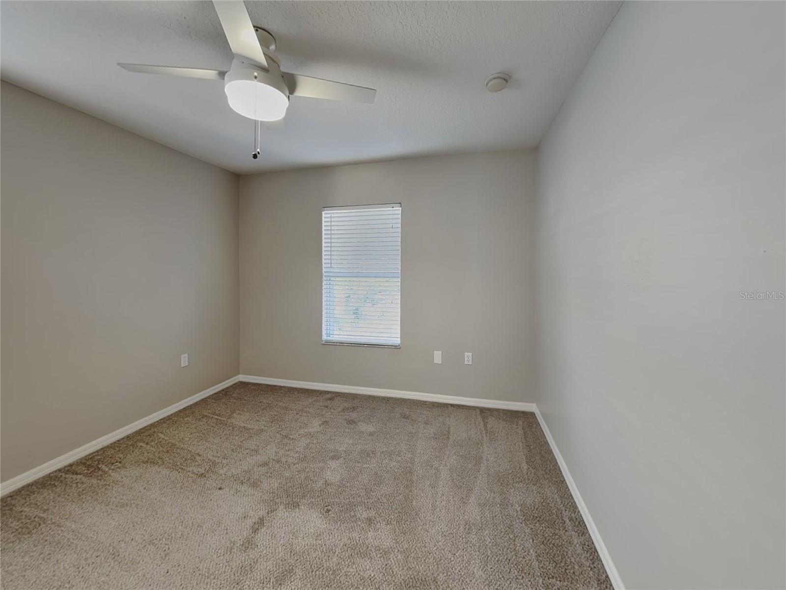 TIERRA DEL SOL PH 01 - Residential Lease