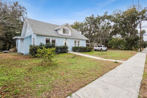 Photo of 212 Cassady Street, Umatilla, FL 32784 (MLS # G5108196)