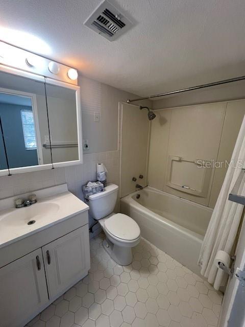 PARADISE ISLAND TOWERS CONDO - Residential Lease