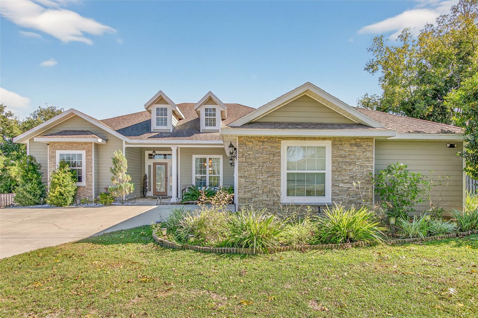 WYNDSWEPT HILLS - Residential