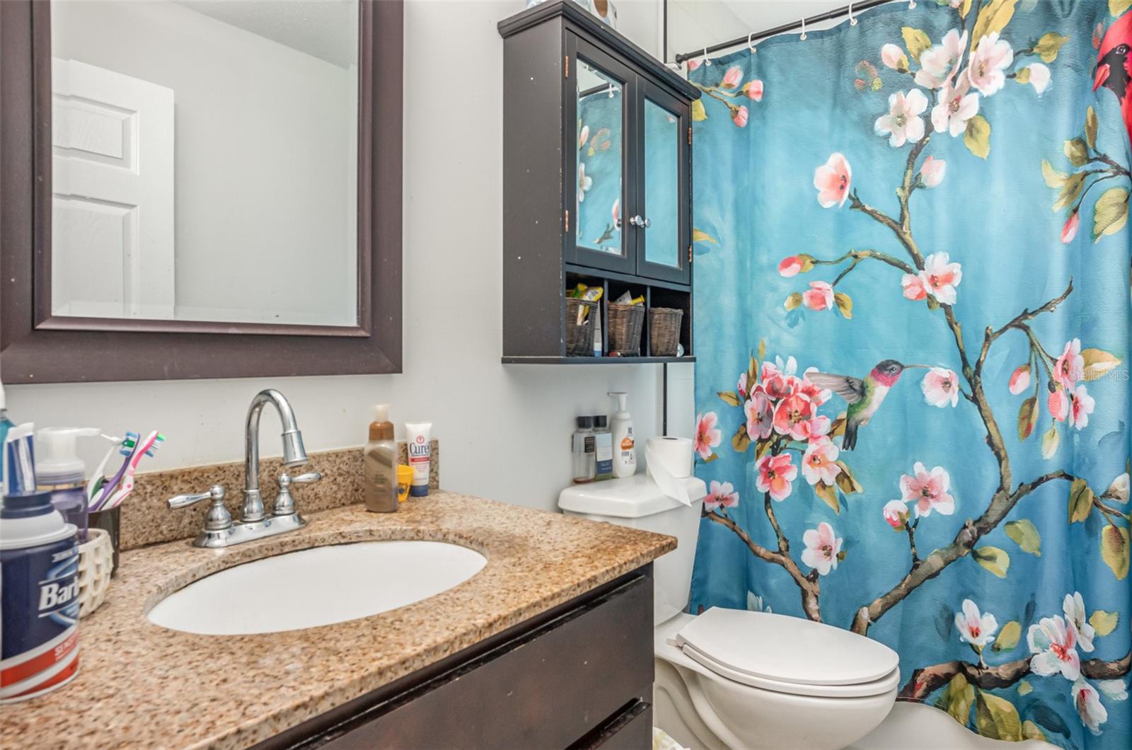 COUNTRY CLUB GARDENS BLAKE - Residential