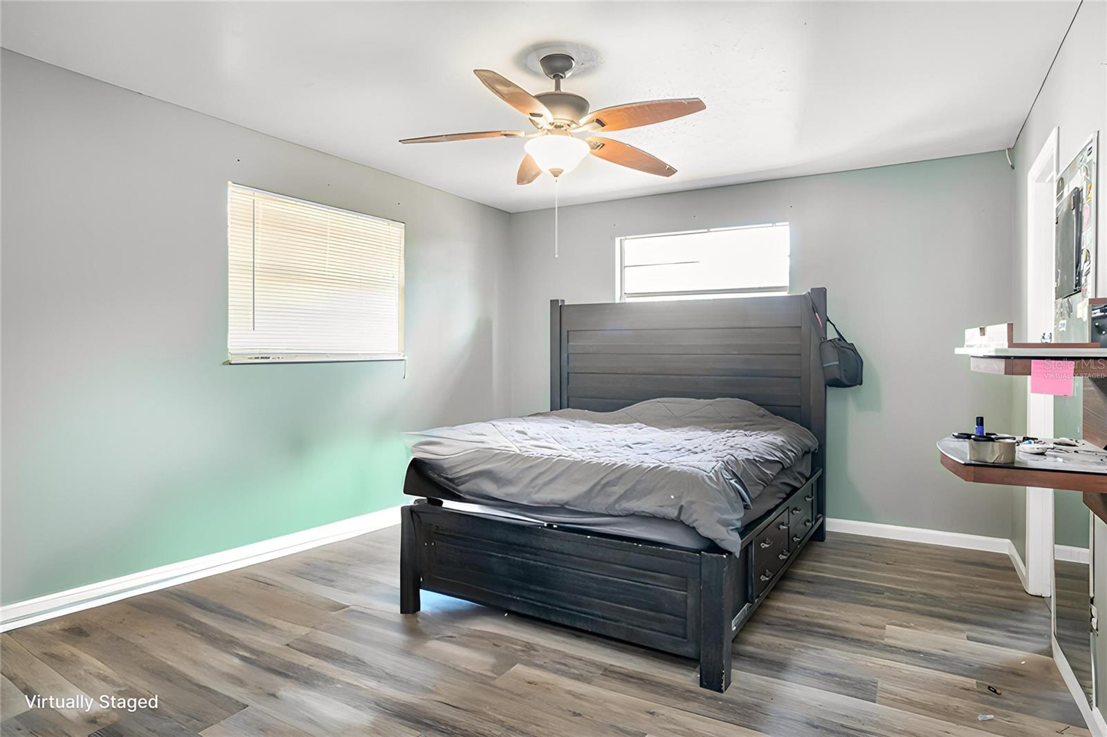 COUNTRY CLUB GARDENS BLAKE - Residential