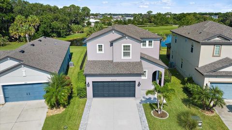 A home in PARRISH