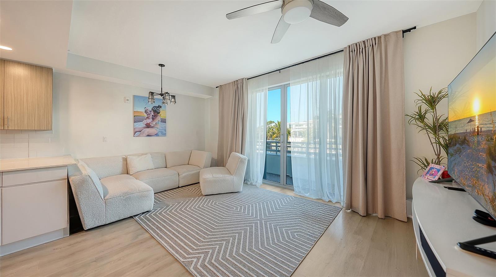 THE STRAND OF SARASOTA - Residential