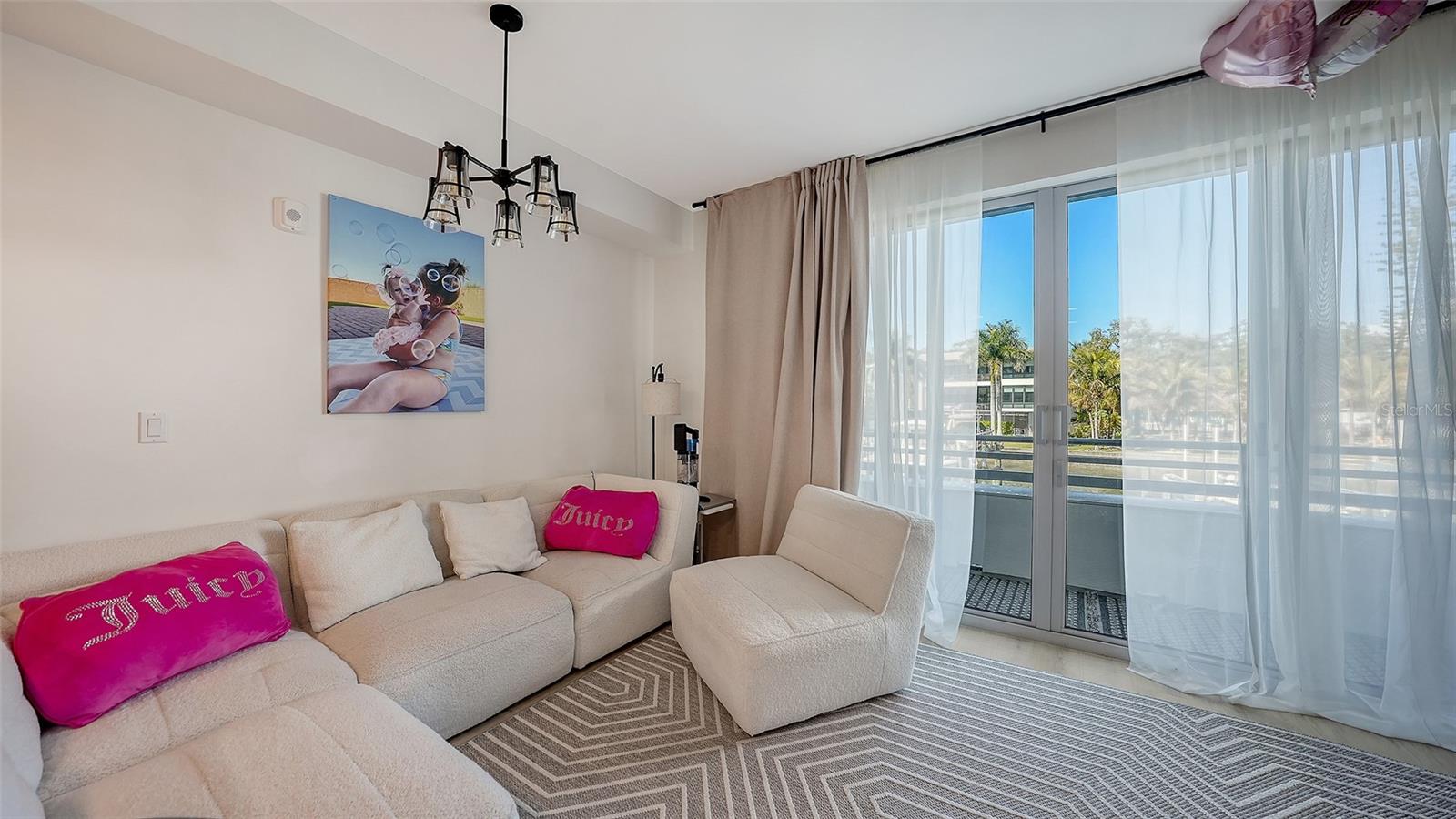 THE STRAND OF SARASOTA - Residential