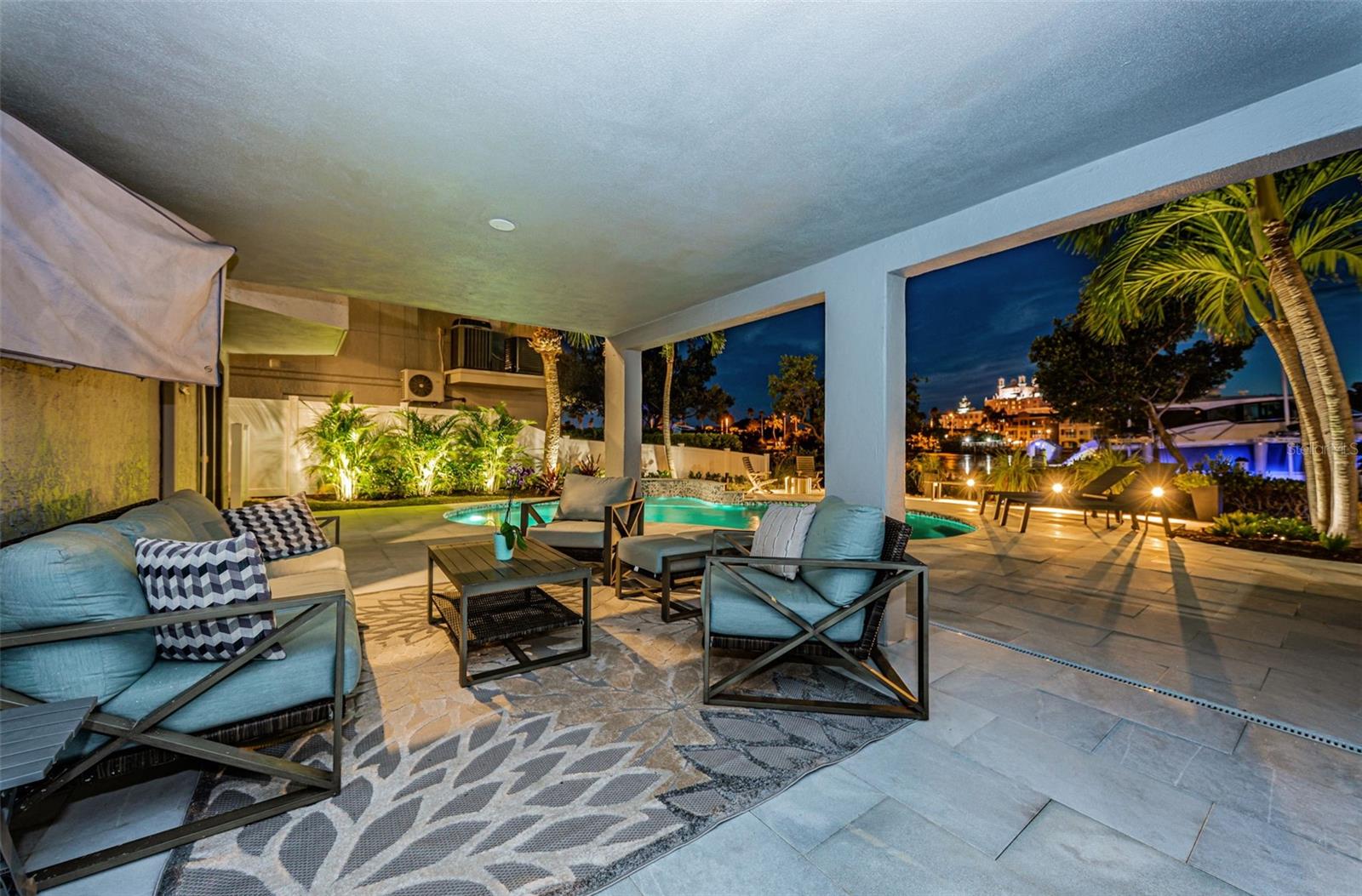 MANGROVE POINTE SUB - Residential