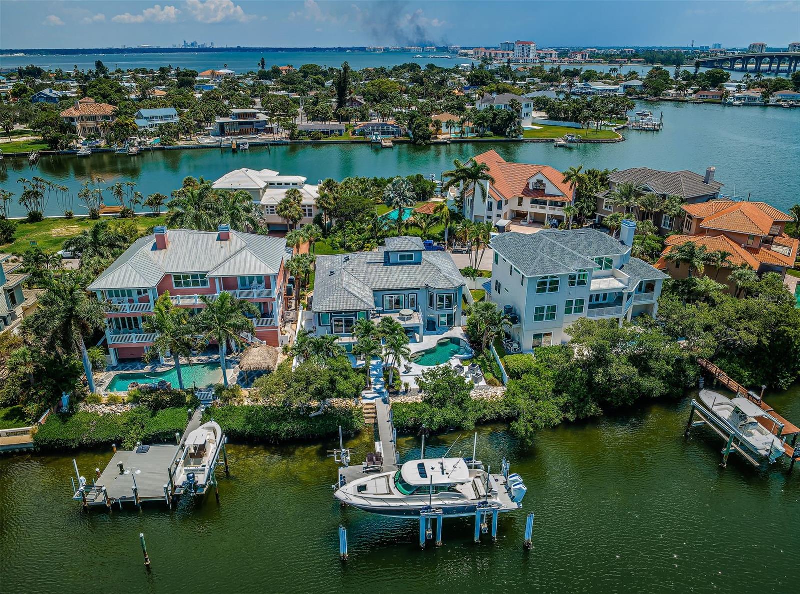 MANGROVE POINTE SUB - Residential