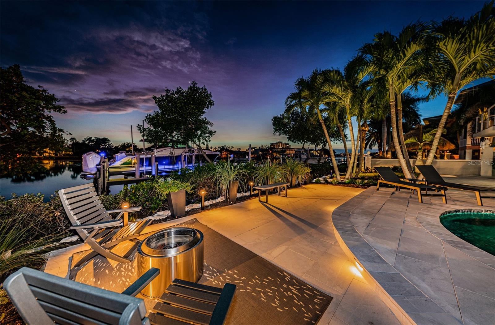 MANGROVE POINTE SUB - Residential