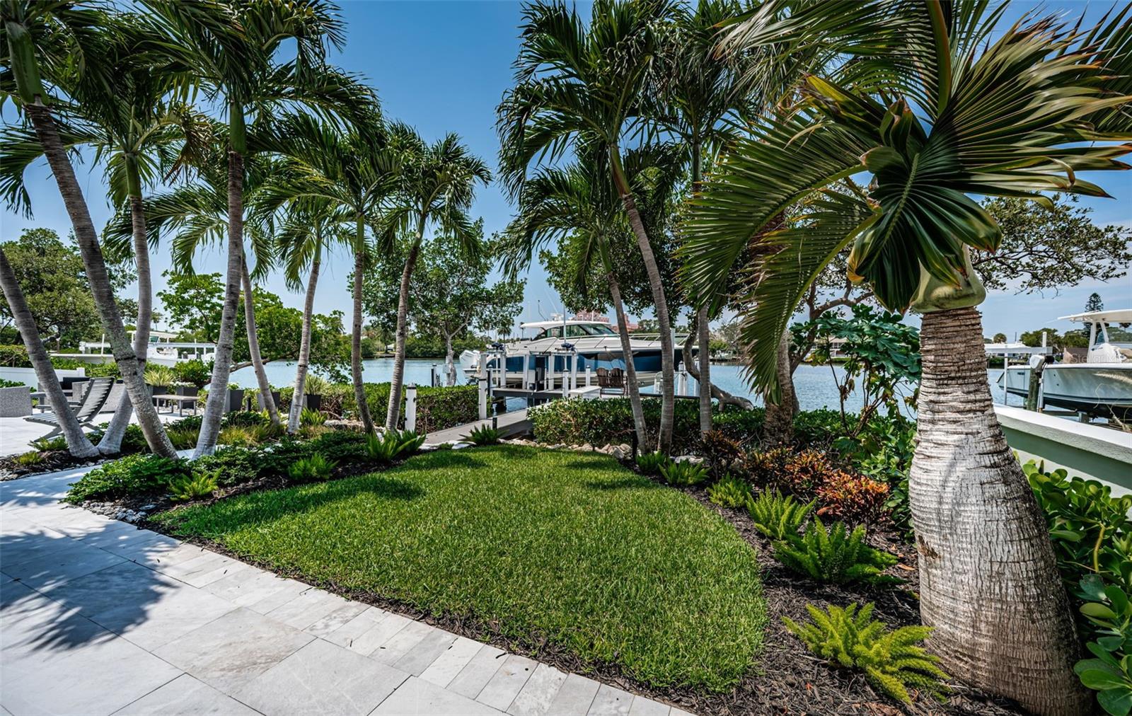 MANGROVE POINTE SUB - Residential