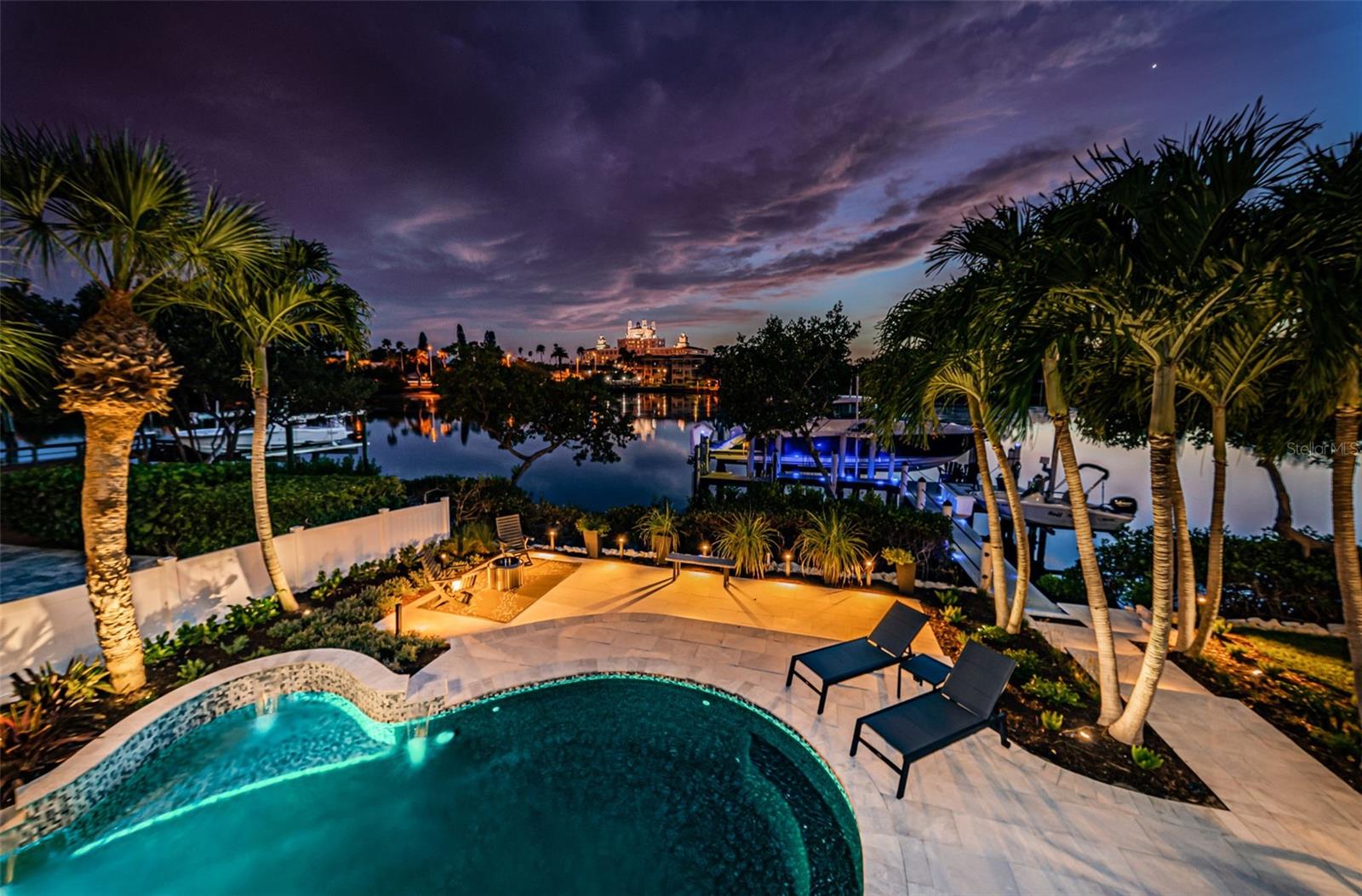 MANGROVE POINTE SUB - Residential