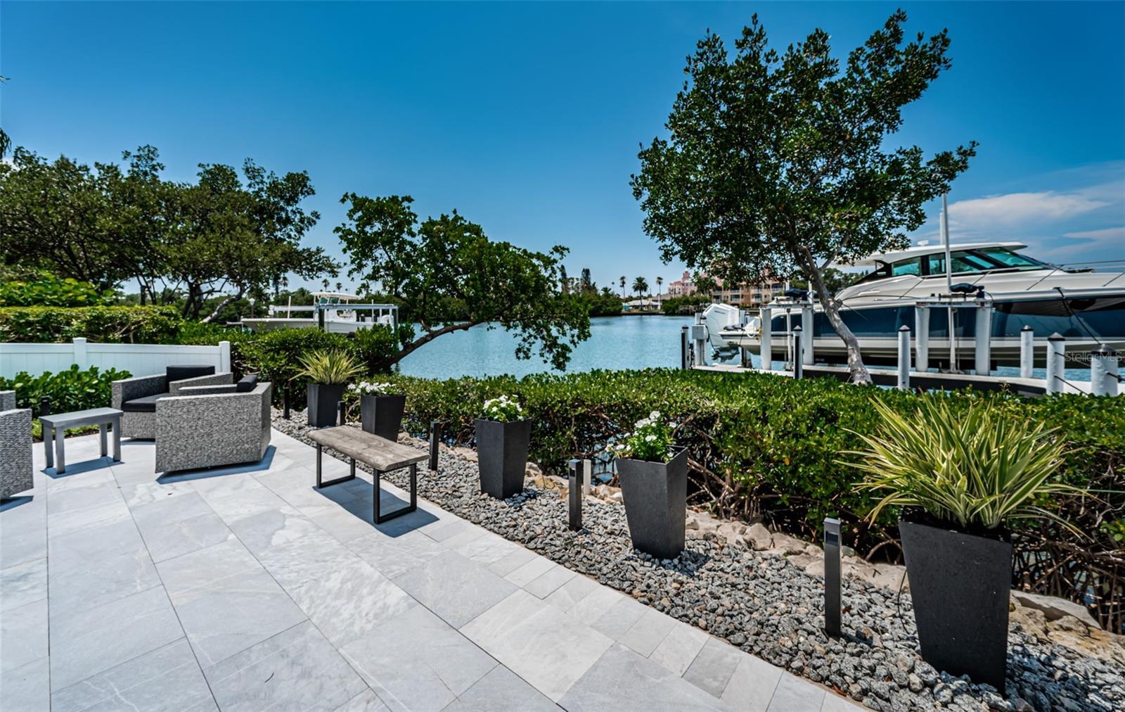 MANGROVE POINTE SUB - Residential