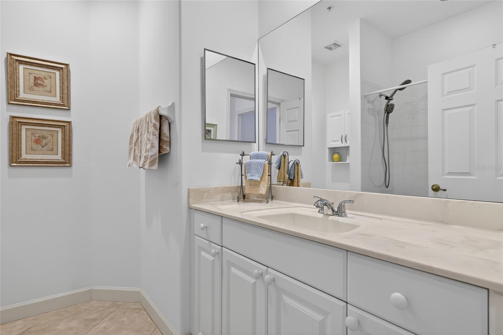 TOPAZ COVE CONDO - Residential