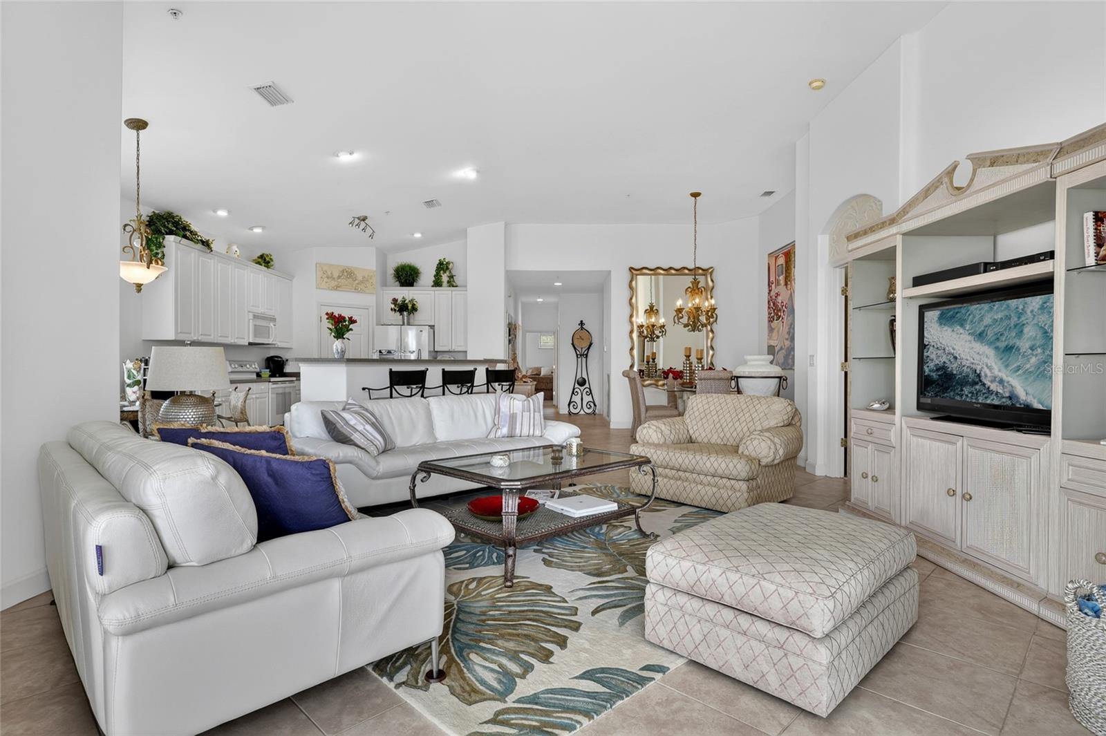TOPAZ COVE CONDO - Residential